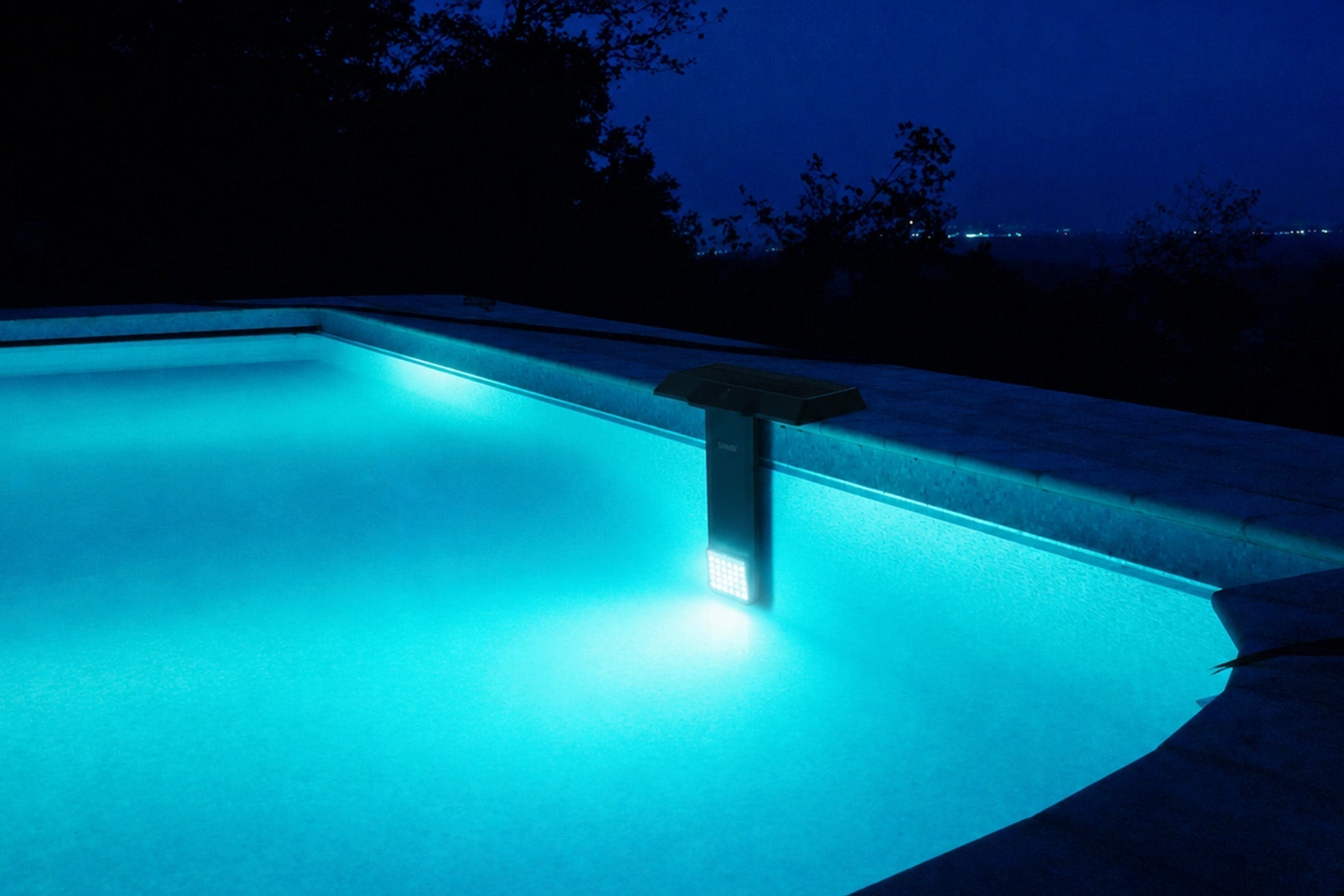 Summer Night Pool Safety Guide: How to Build a "Nighttime Safety Boundary" with Premium Lighting