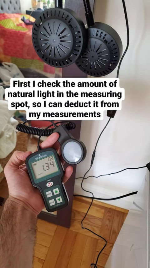 First I check the amount of natural light in the measuring spot, so I can deduct it from my measurements.