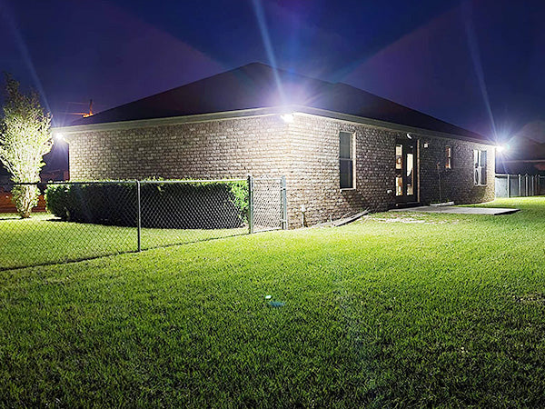 Security light application scenario：Backyard.