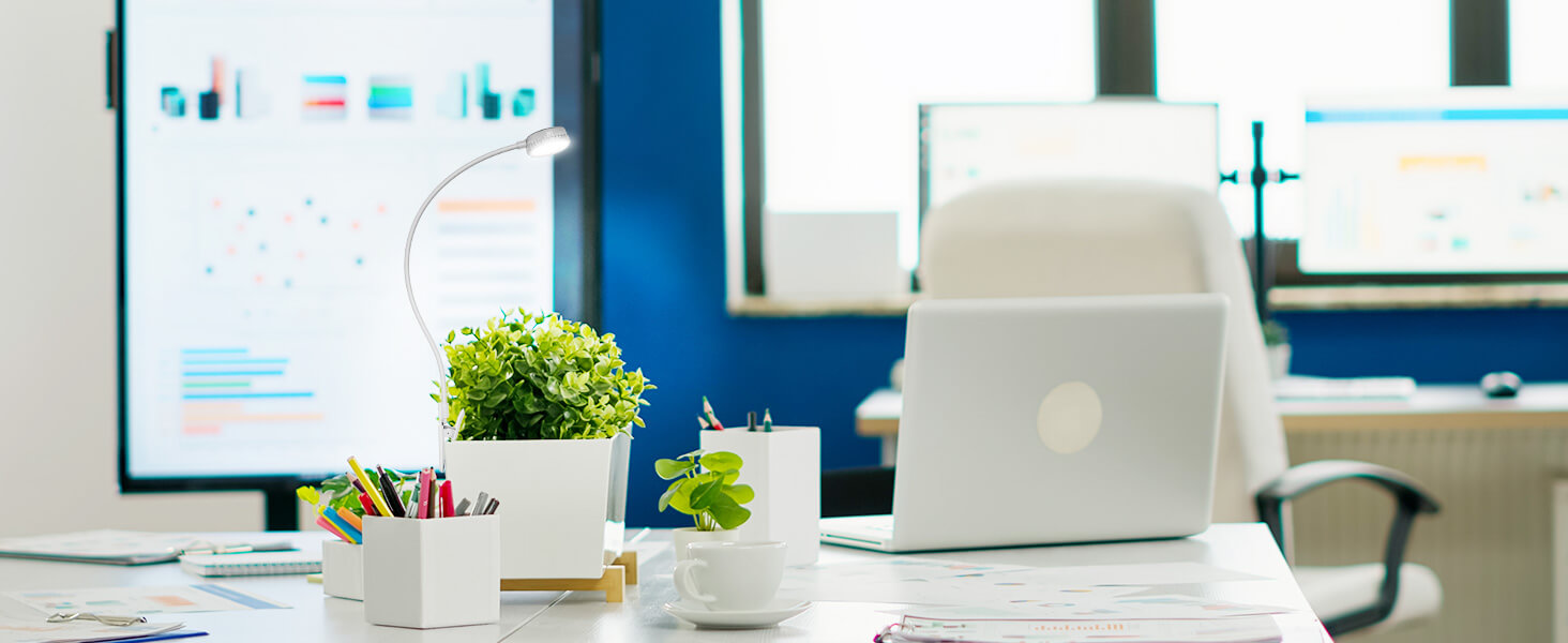 pot clip-on led grow light for office desktop